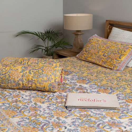 Amber Floral Dream Quilt