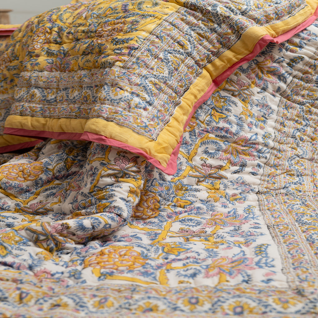 Amber Floral Dream Quilt