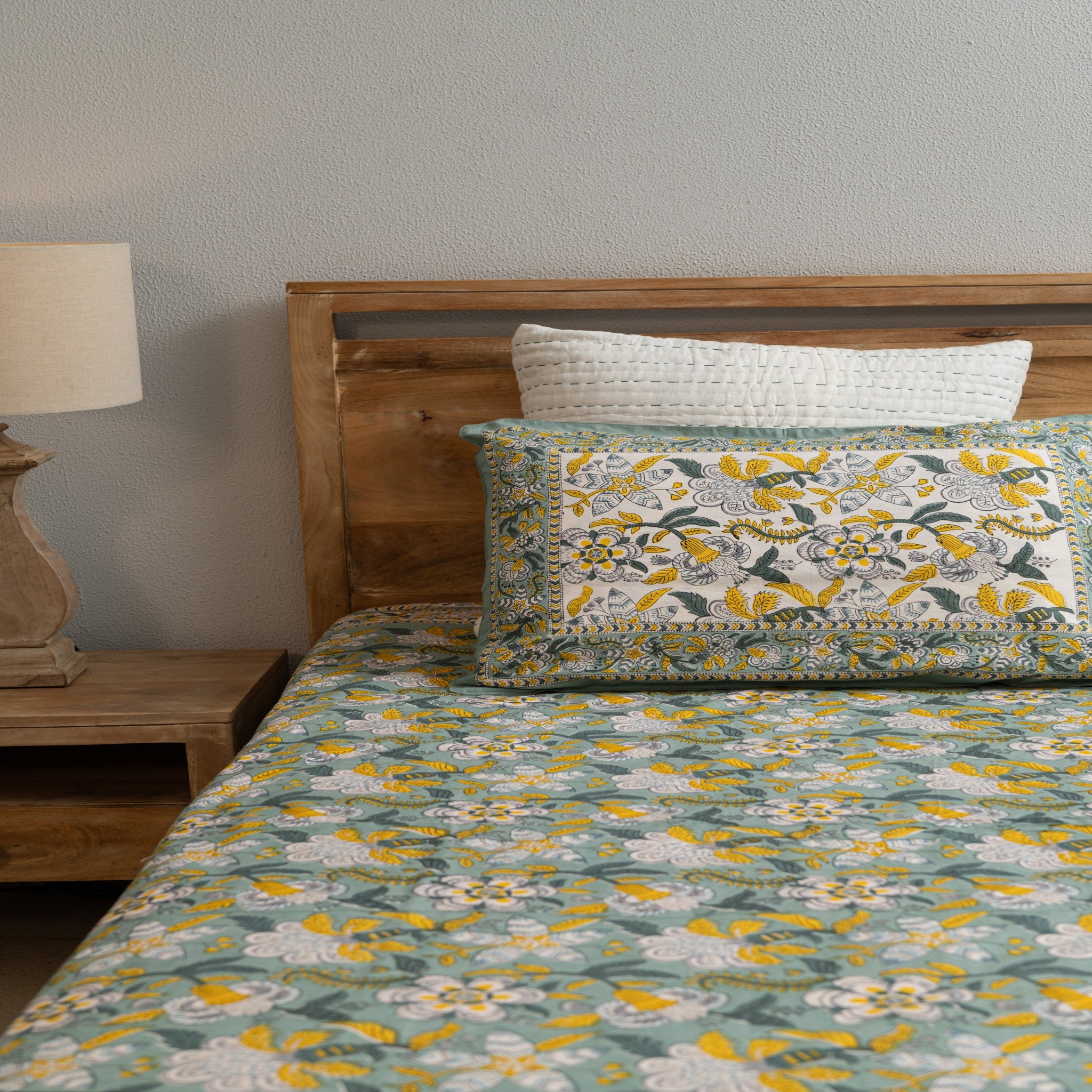 Meadow Fresh Floral Bedsheet
